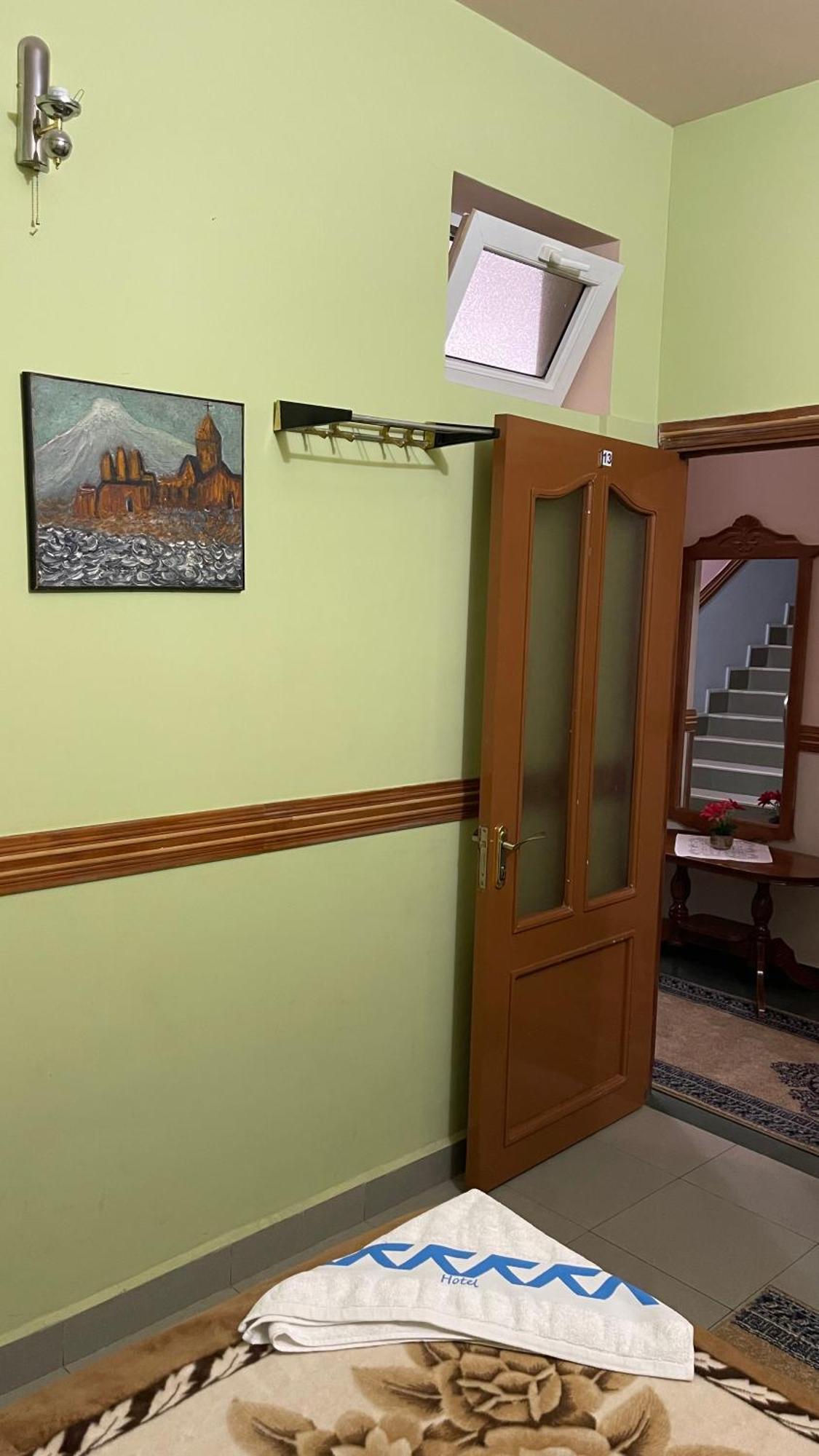 Citrus Guest House 예레반 외부 사진