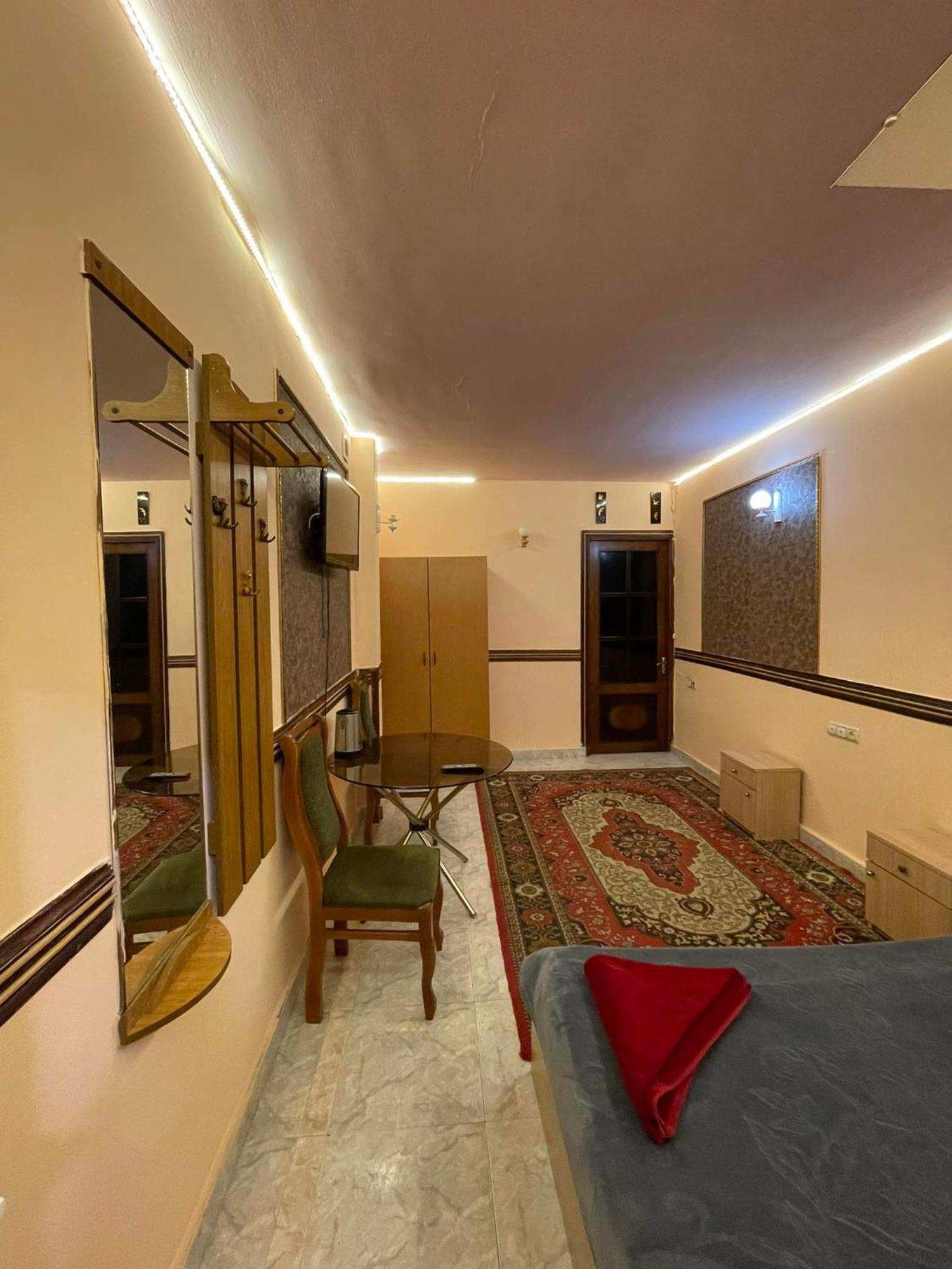 Citrus Guest House 예레반 외부 사진